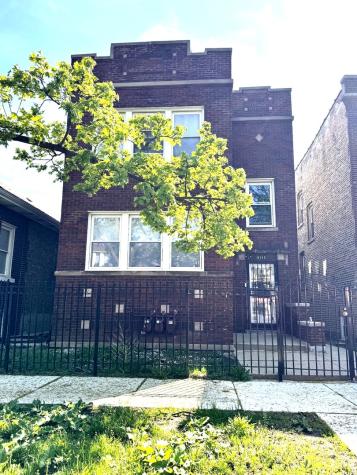 6113 South Sacramento Avenue Chicago IL 60629
