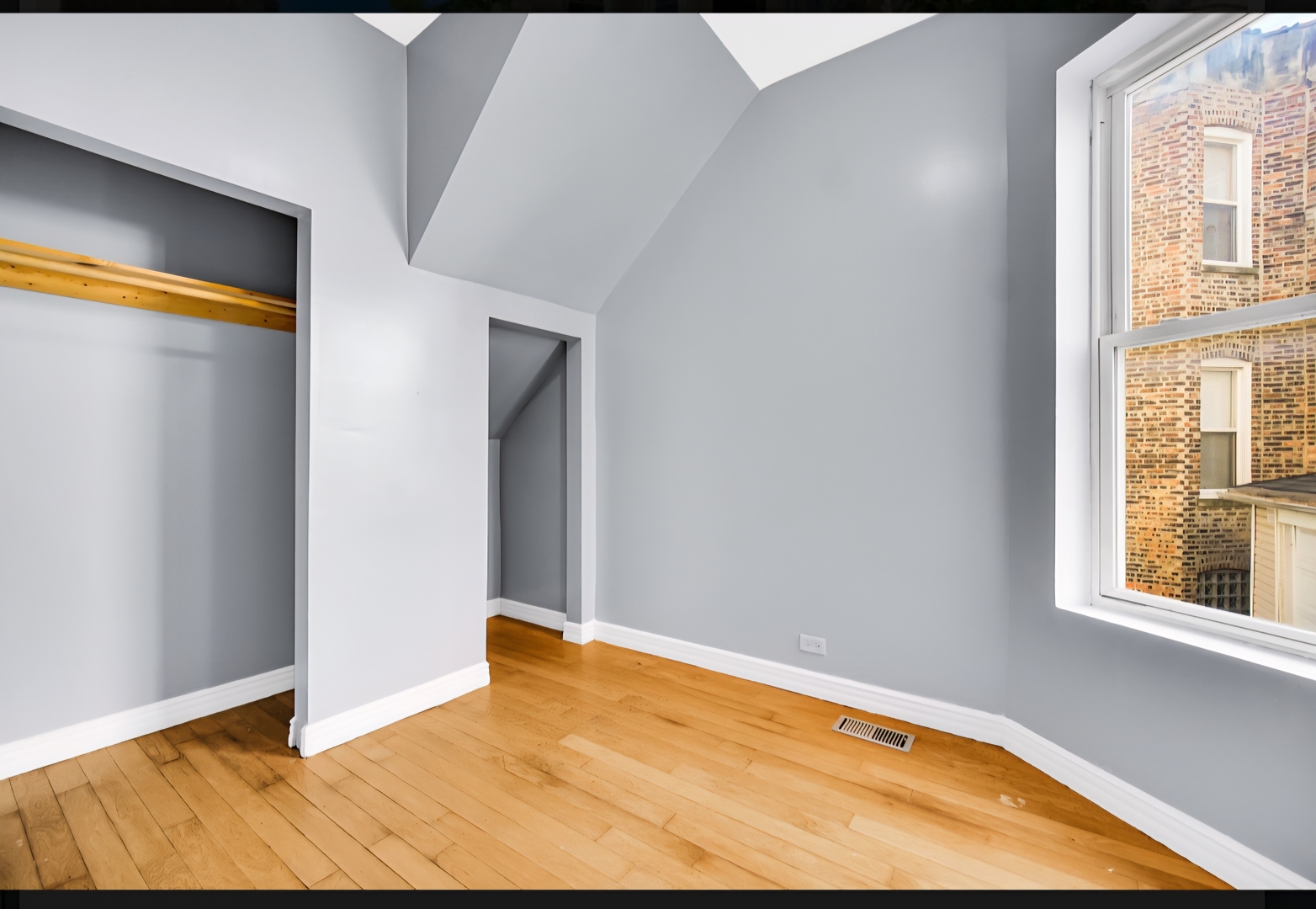 6440 South Eberhart Avenue Chicago IL 60637