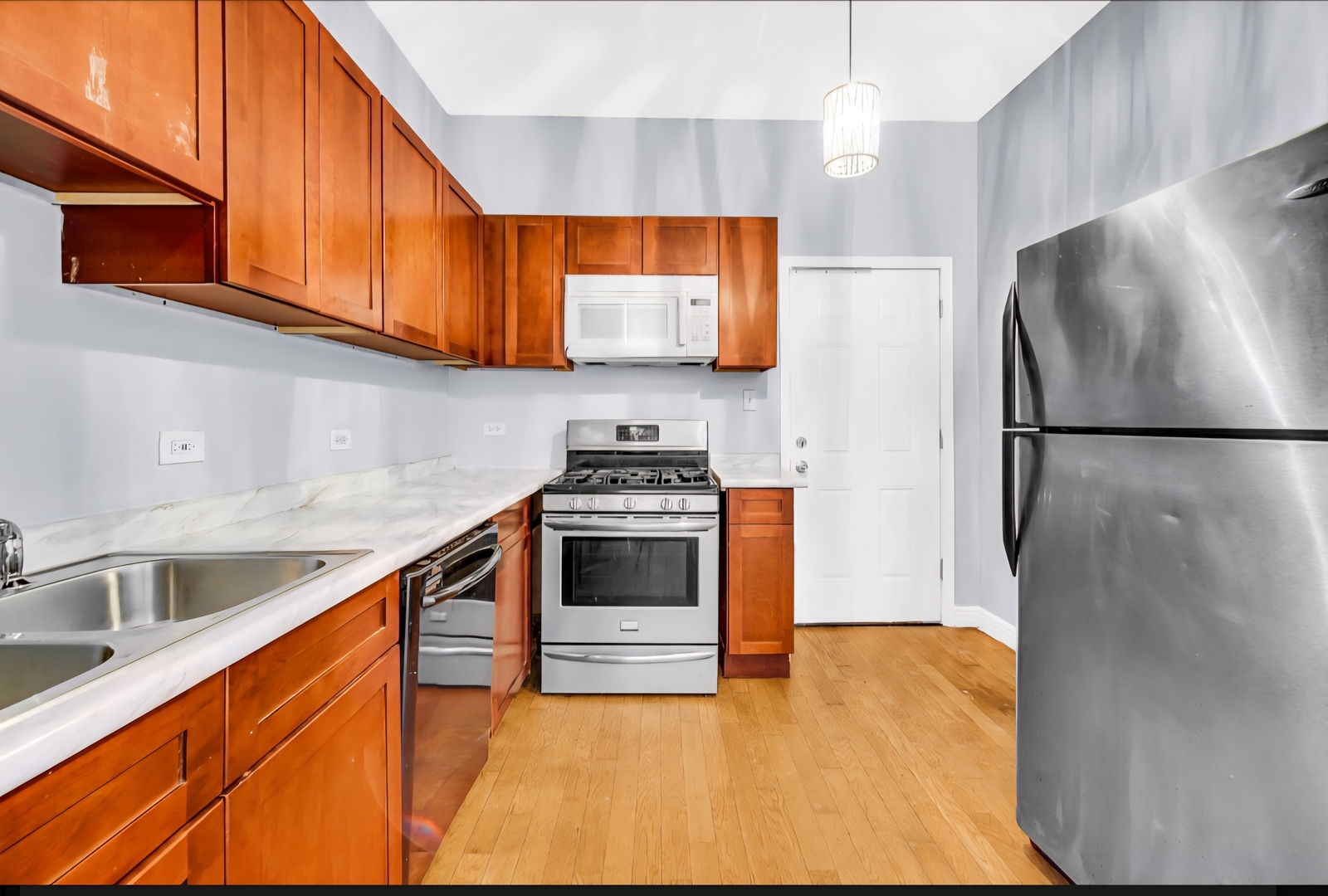 6440 South Eberhart Avenue Chicago IL 60637