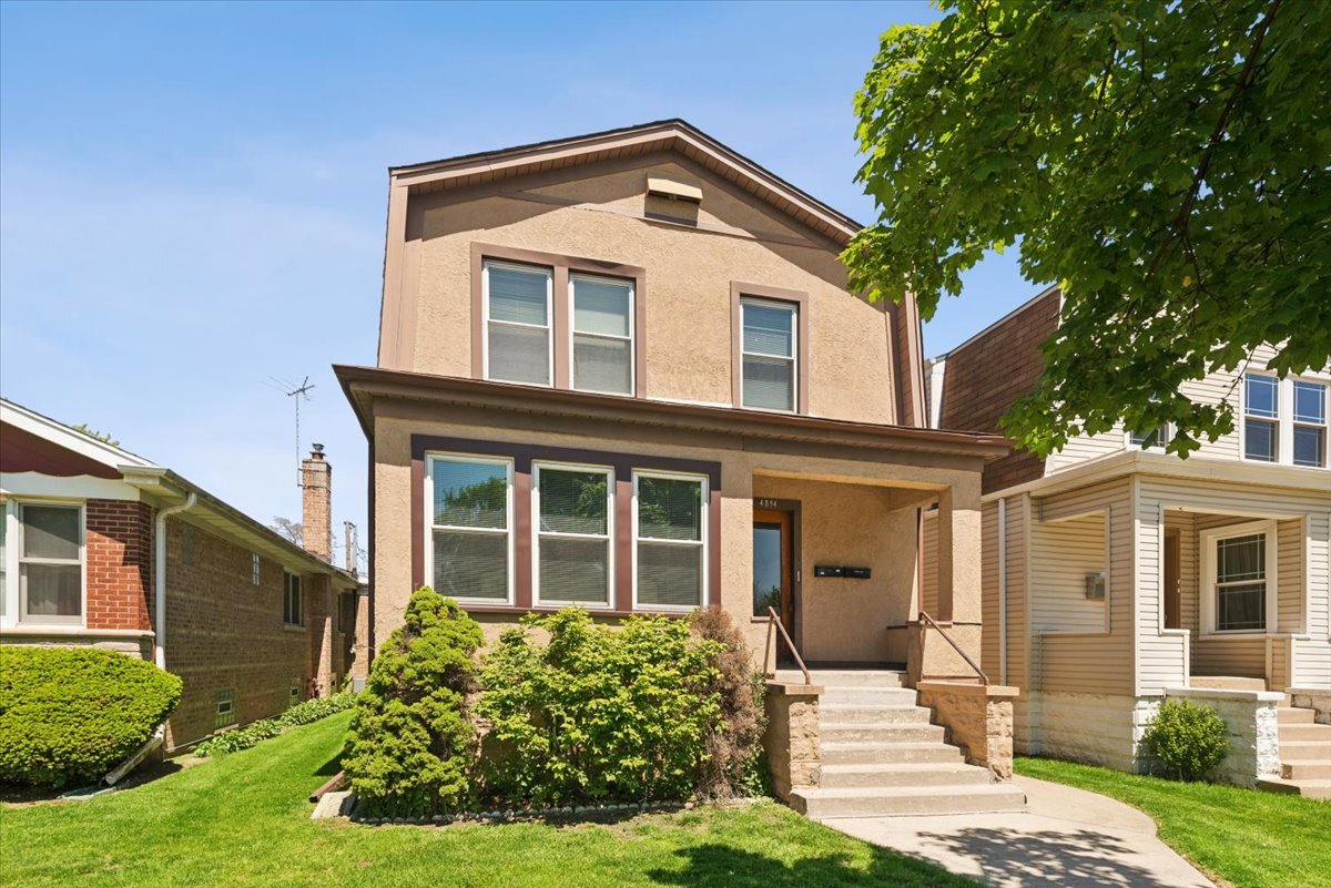 4854 West Winnemac Avenue Chicago IL 60630