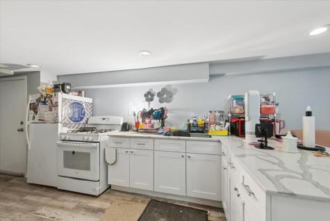 4854 West Winnemac Avenue Chicago IL 60630
