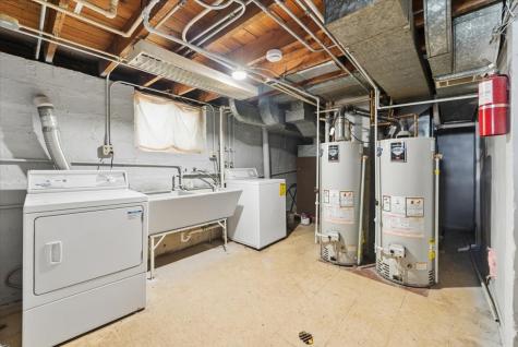 4854 West Winnemac Avenue Chicago IL 60630