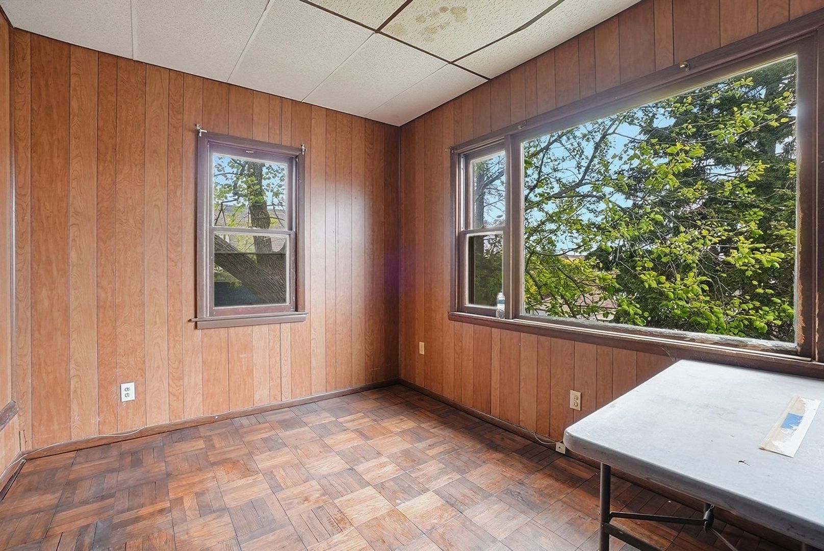 10633 South Avenue M Chicago IL 60617
