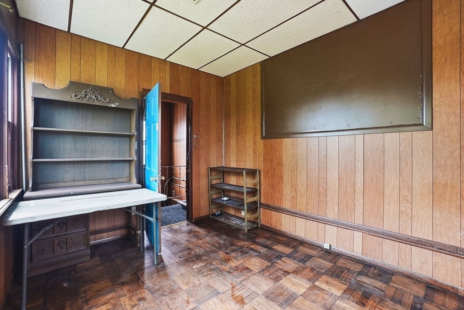 10633 South Avenue M Chicago IL 60617