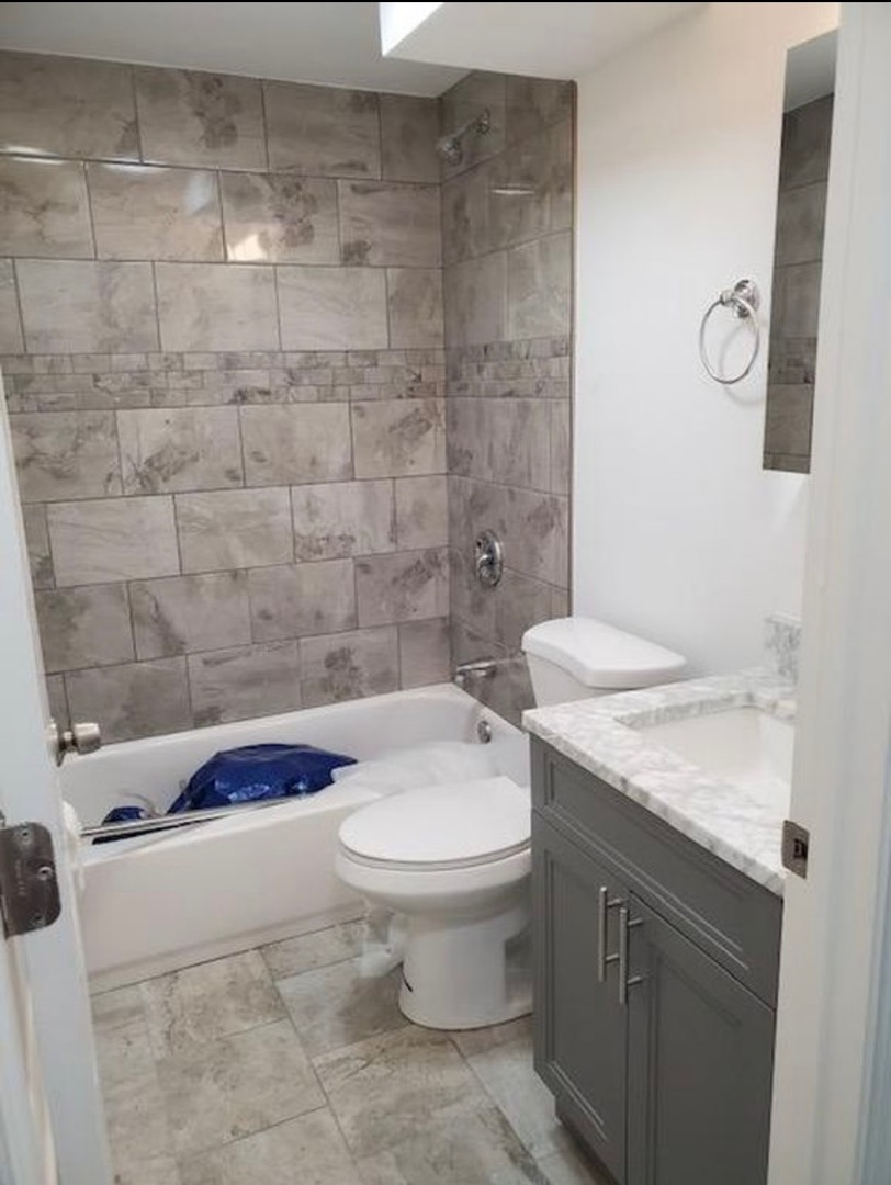 2567 South Emerald Avenue Chicago IL 60616