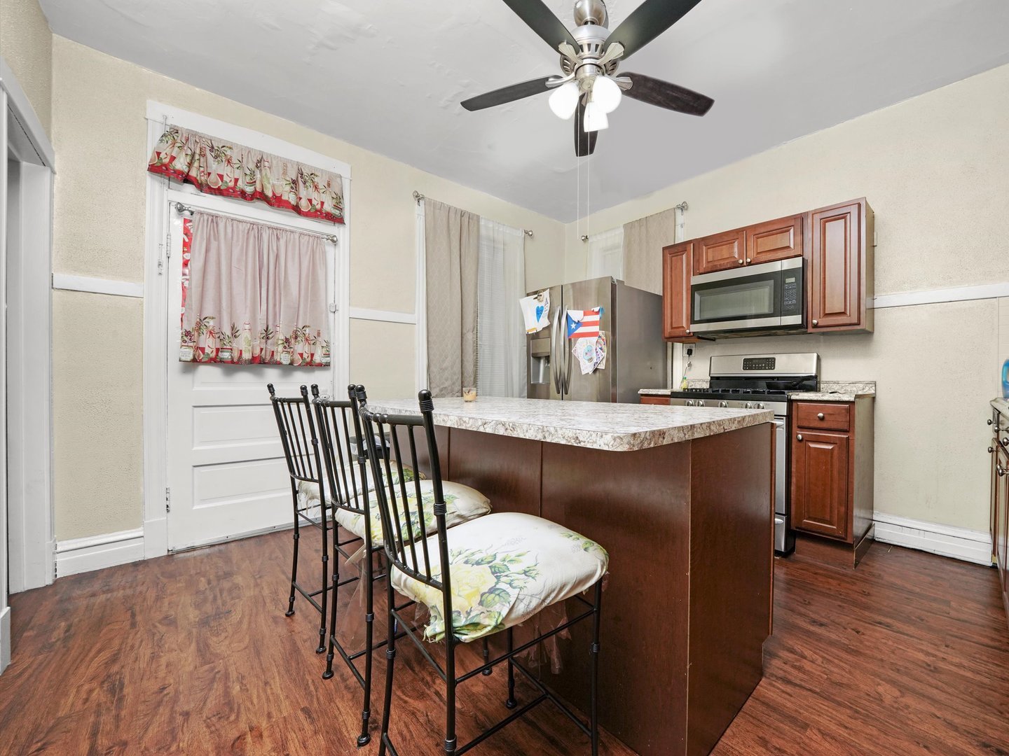 2131 North Springfield Avenue Chicago IL 60647