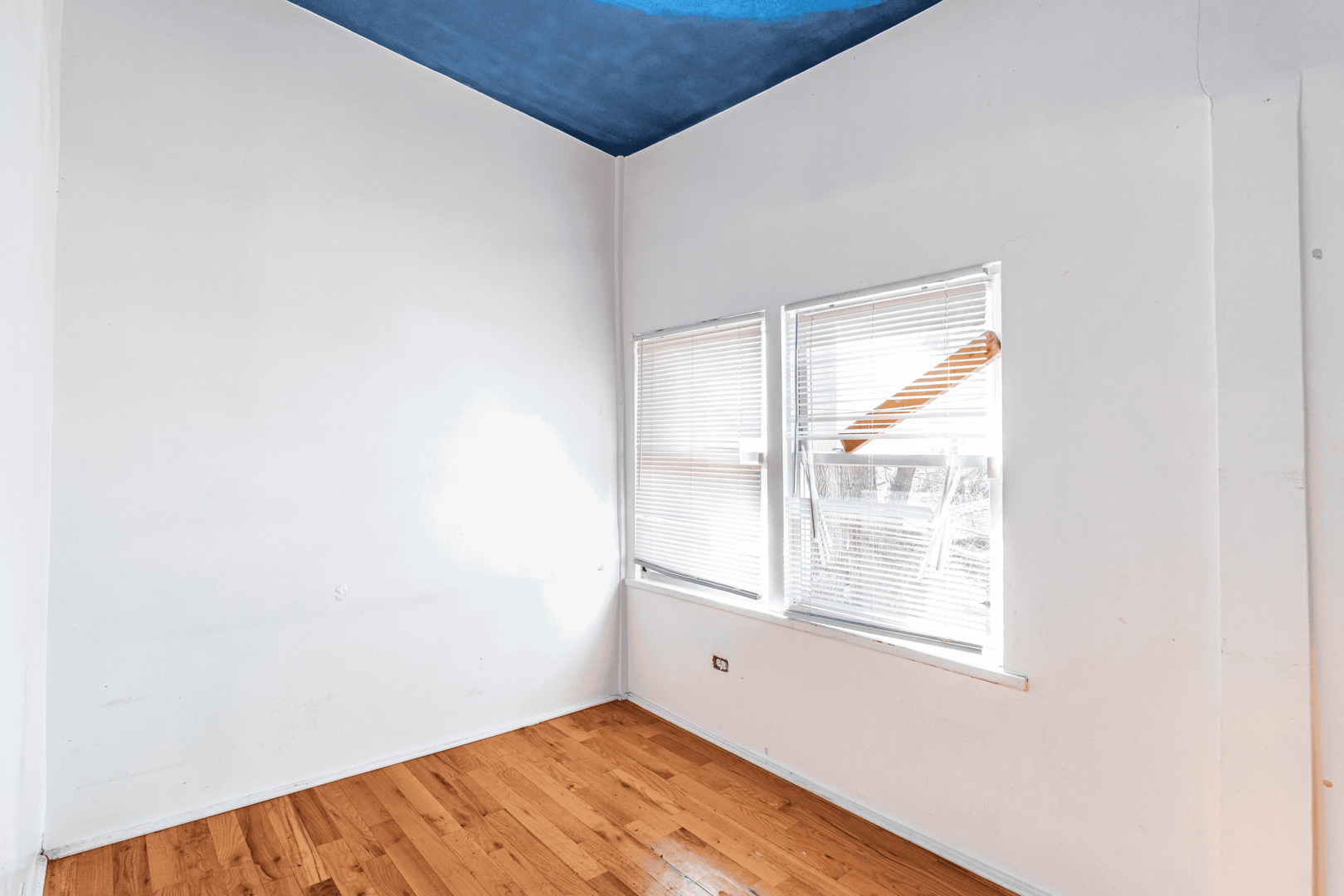 5228 South Justine Street Chicago IL 60609