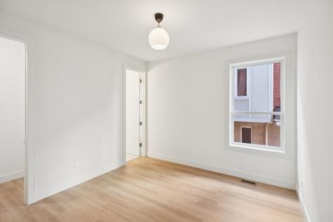 2323 North Lister Avenue Chicago IL 60614