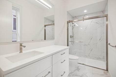 2323 North Lister Avenue Chicago IL 60614