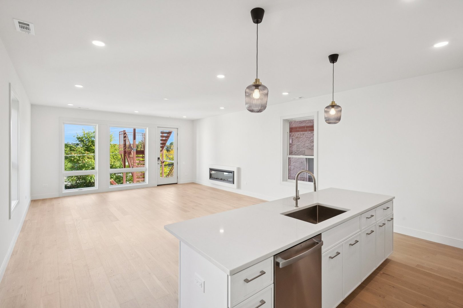 2323 North Lister Avenue Chicago IL 60614