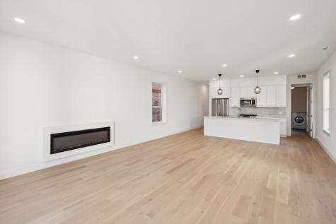 2323 North Lister Avenue Chicago IL 60614