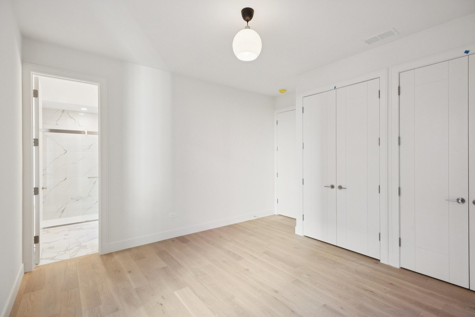 2323 North Lister Avenue Chicago IL 60614