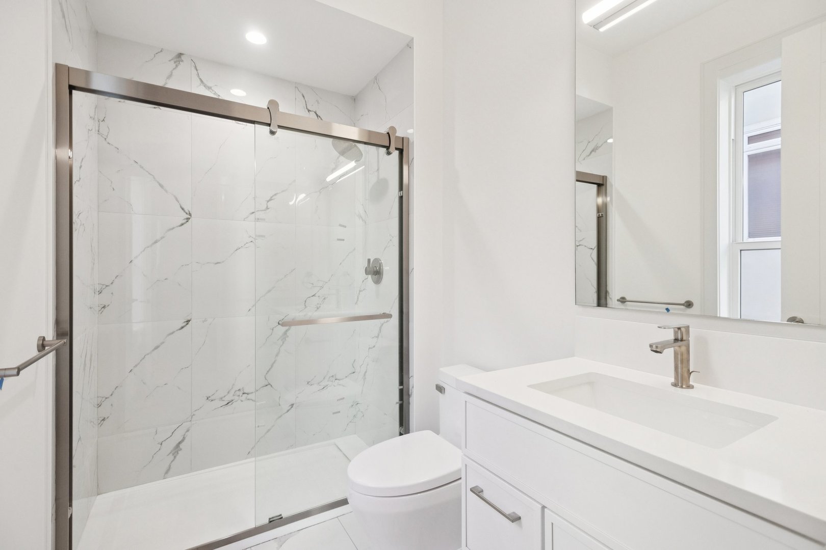 2323 North Lister Avenue Chicago IL 60614
