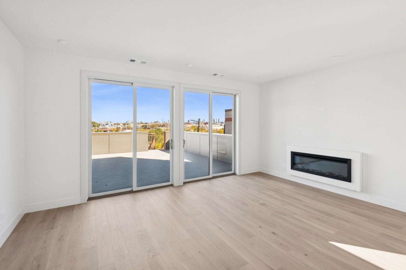 2323 North Lister Avenue Chicago IL 60614