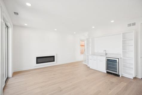 2323 North Lister Avenue Chicago IL 60614
