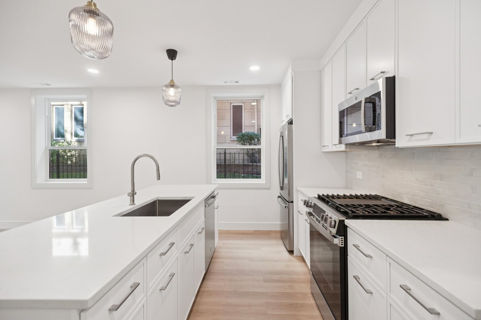 2323 North Lister Avenue Chicago IL 60614