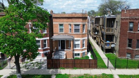 4906 West Erie Street Chicago IL 60644
