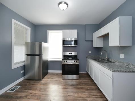 4906 West Erie Street Chicago IL 60644