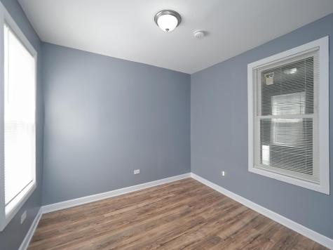 4906 West Erie Street Chicago IL 60644