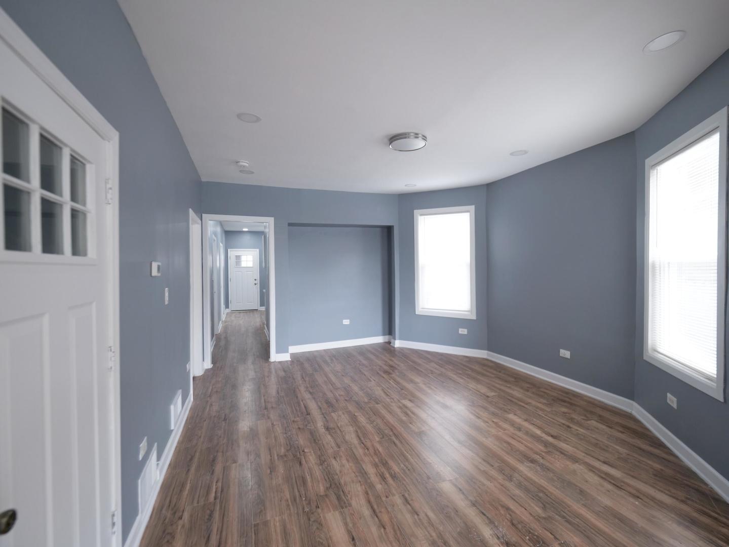 4906 West Erie Street Chicago IL 60644