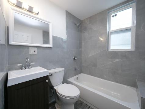 4906 West Erie Street Chicago IL 60644