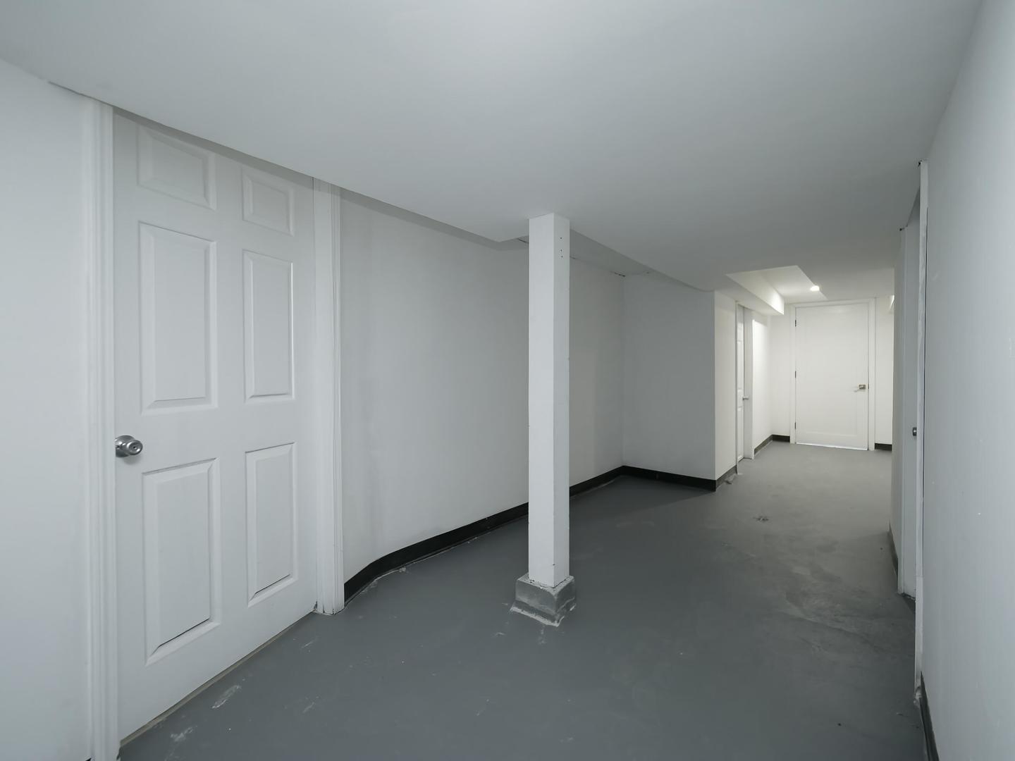 4906 West Erie Street Chicago IL 60644