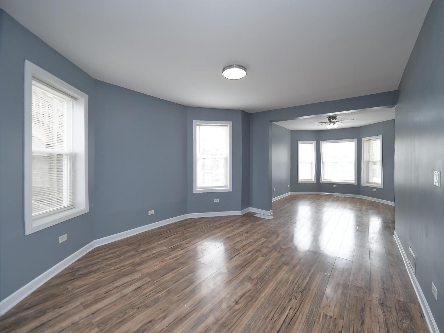 4906 West Erie Street Chicago IL 60644