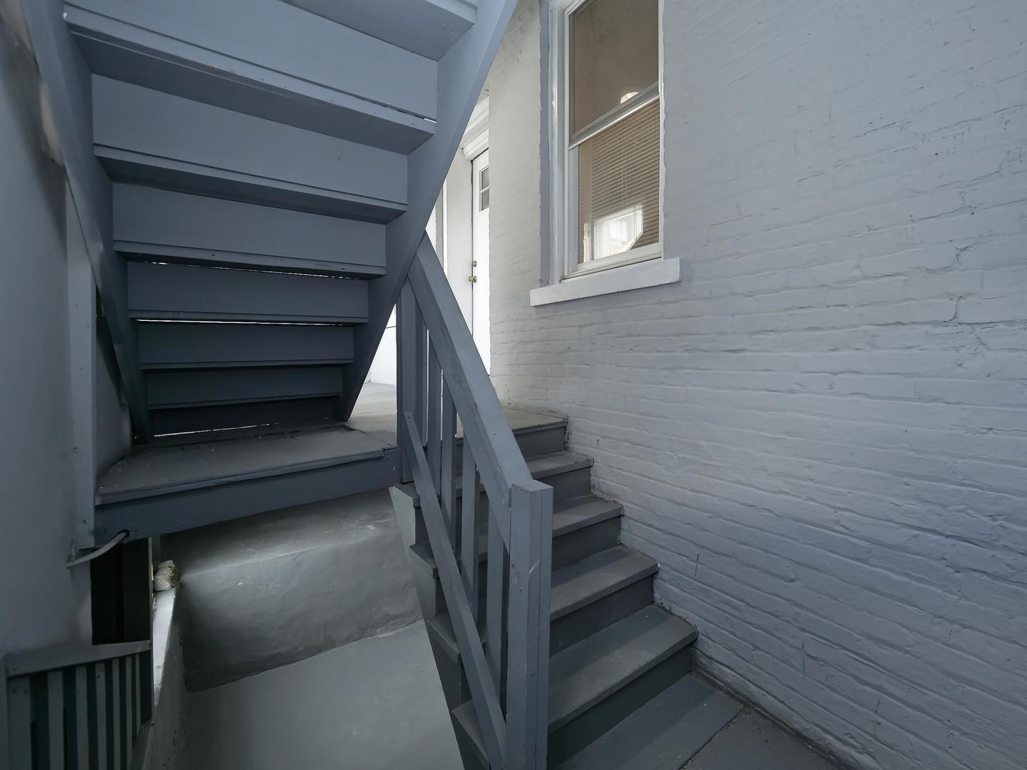 4906 West Erie Street Chicago IL 60644