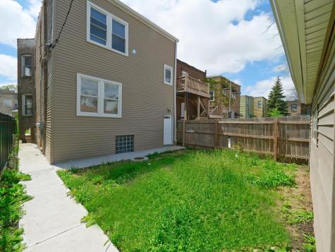 4906 West Erie Street Chicago IL 60644