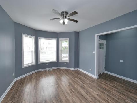 4906 West Erie Street Chicago IL 60644