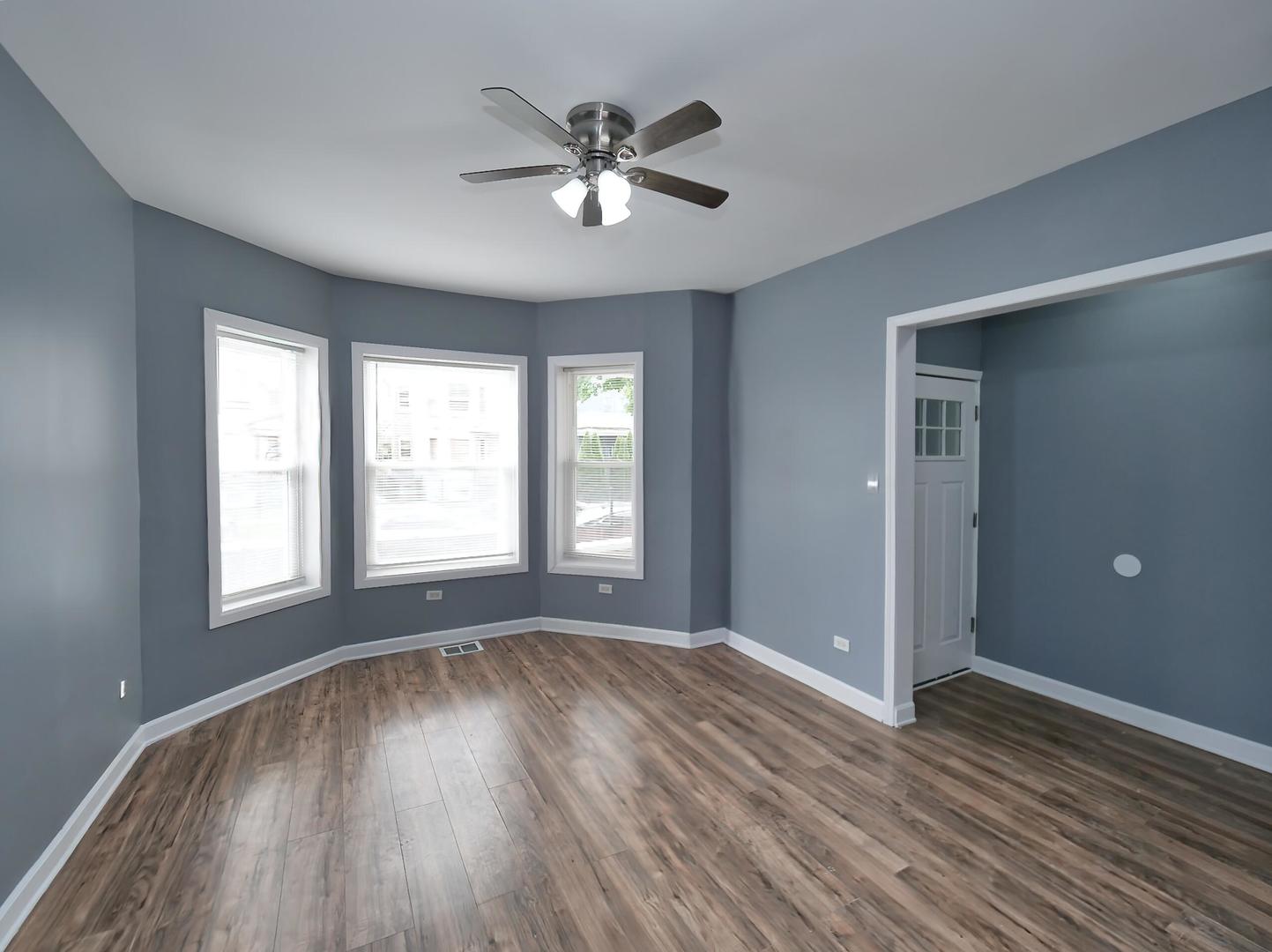 4906 West Erie Street Chicago IL 60644