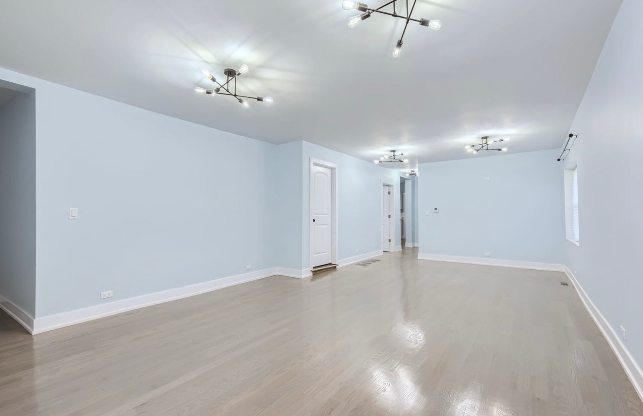 5234 South Carpenter Street Chicago IL 60609
