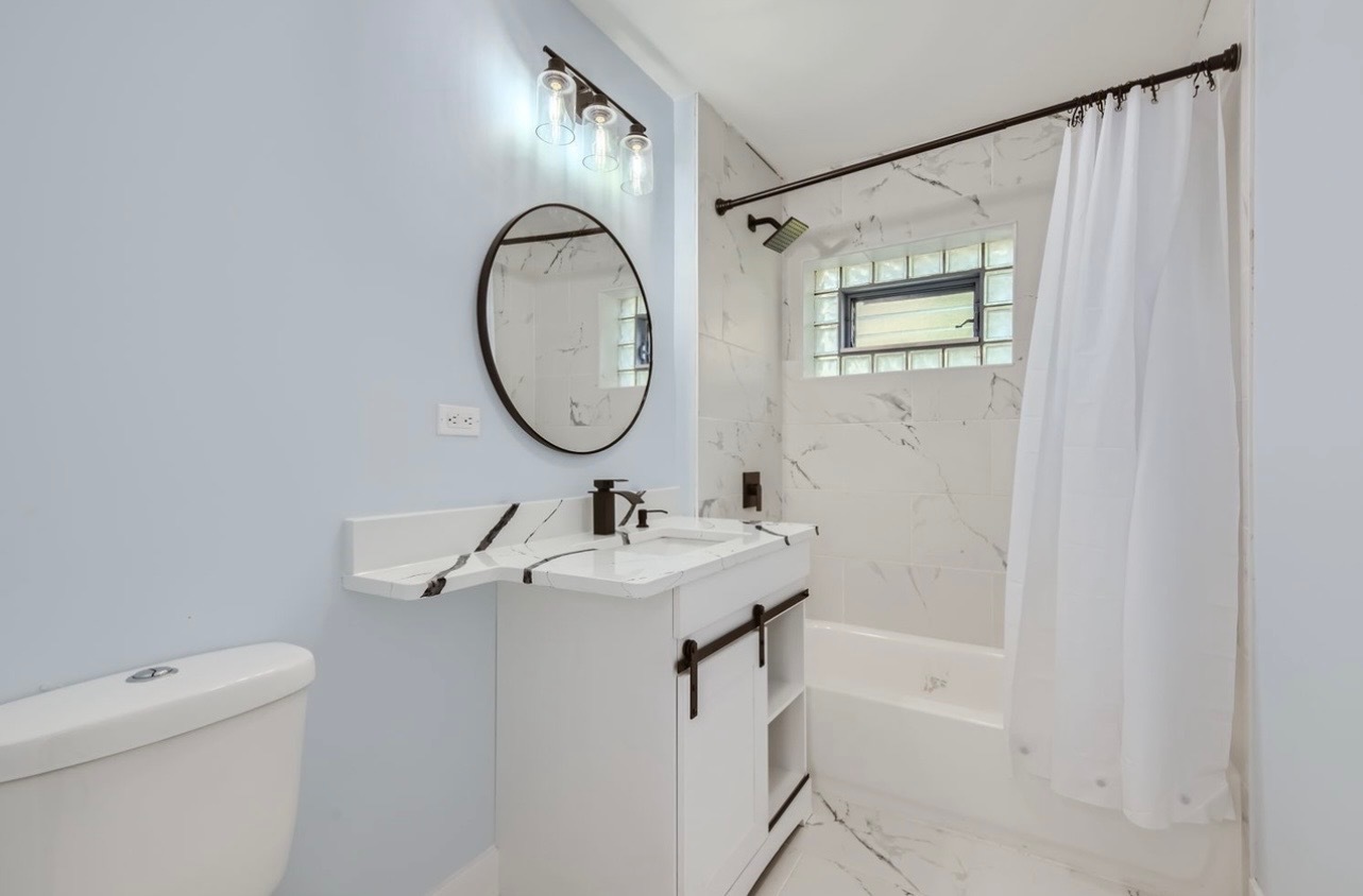 5234 South Carpenter Street Chicago IL 60609