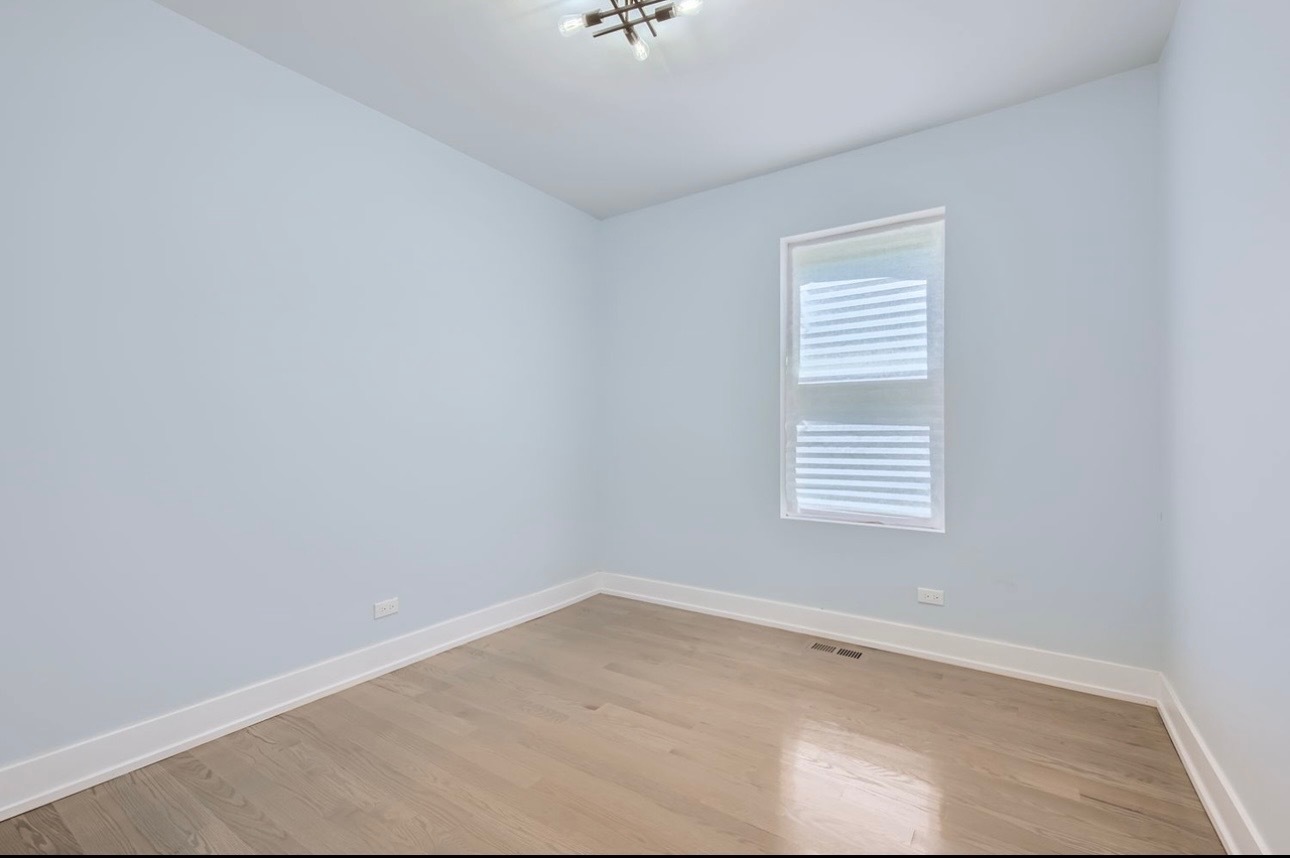5234 South Carpenter Street Chicago IL 60609