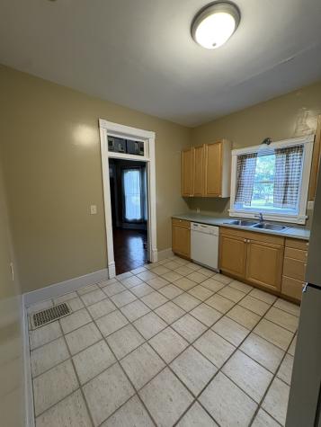 307 South Mclean Street Bloomington IL 61701