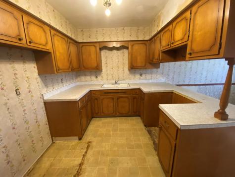 2221 Denver Drive Rockford IL 61108