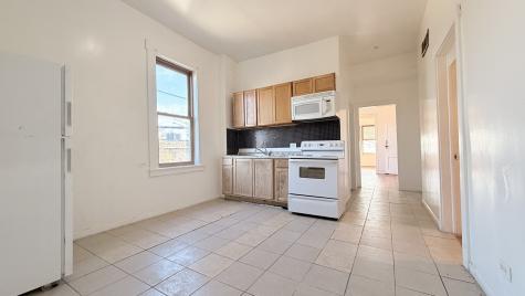 1142 North Monticello Avenue Chicago IL 60651