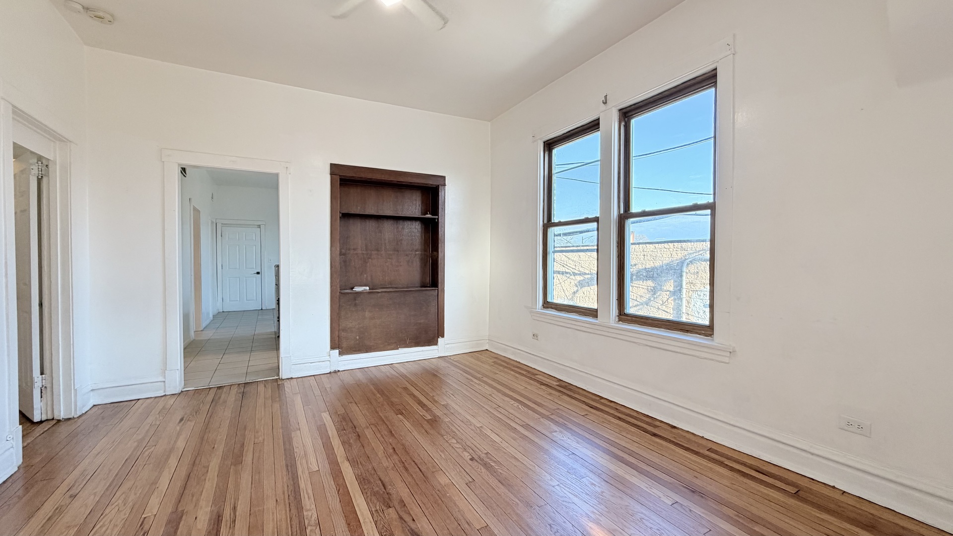 1142 North Monticello Avenue Chicago IL 60651