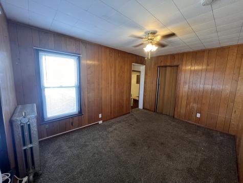 905 4TH Street Lasalle IL 61301