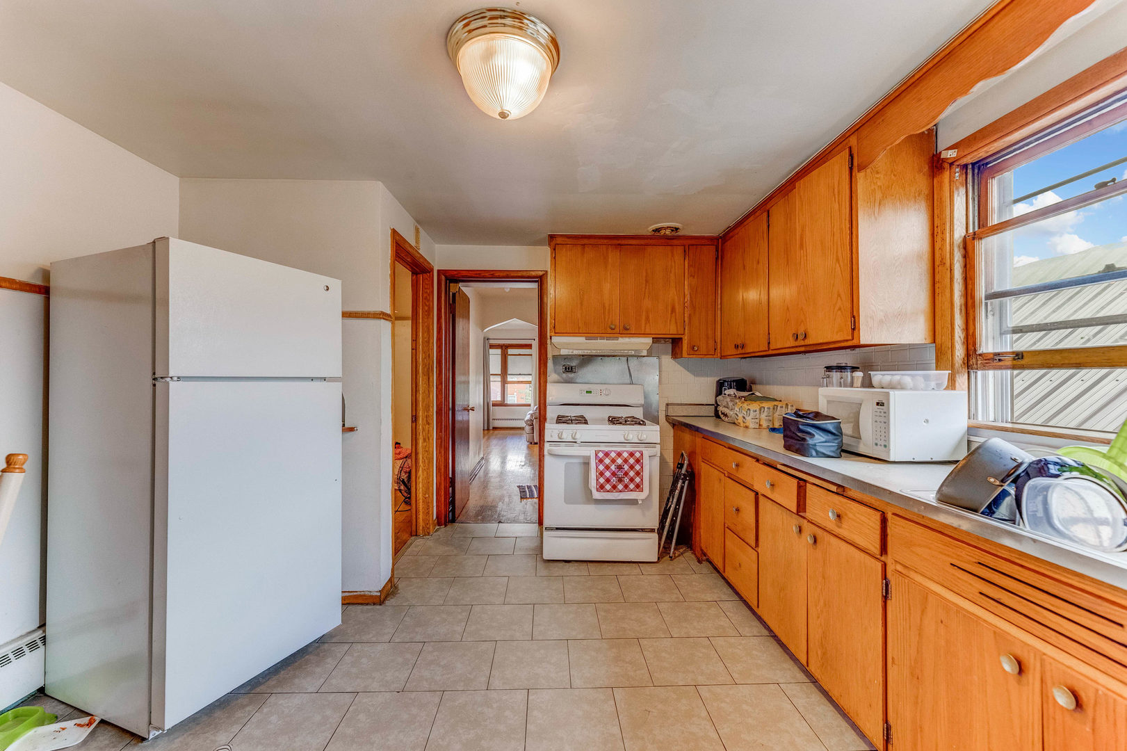 7255 South Artesian Avenue Chicago IL 60629