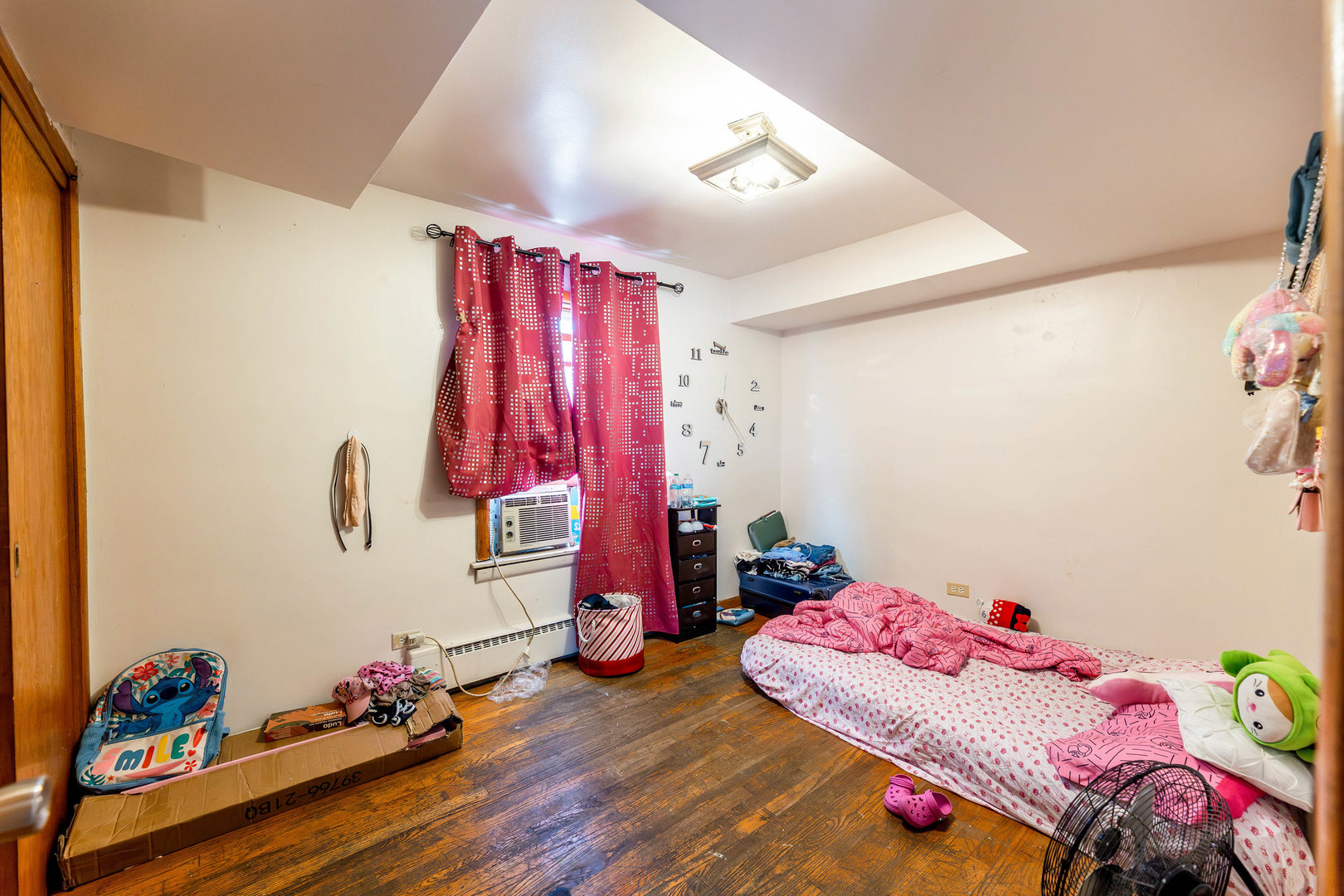 7255 South Artesian Avenue Chicago IL 60629