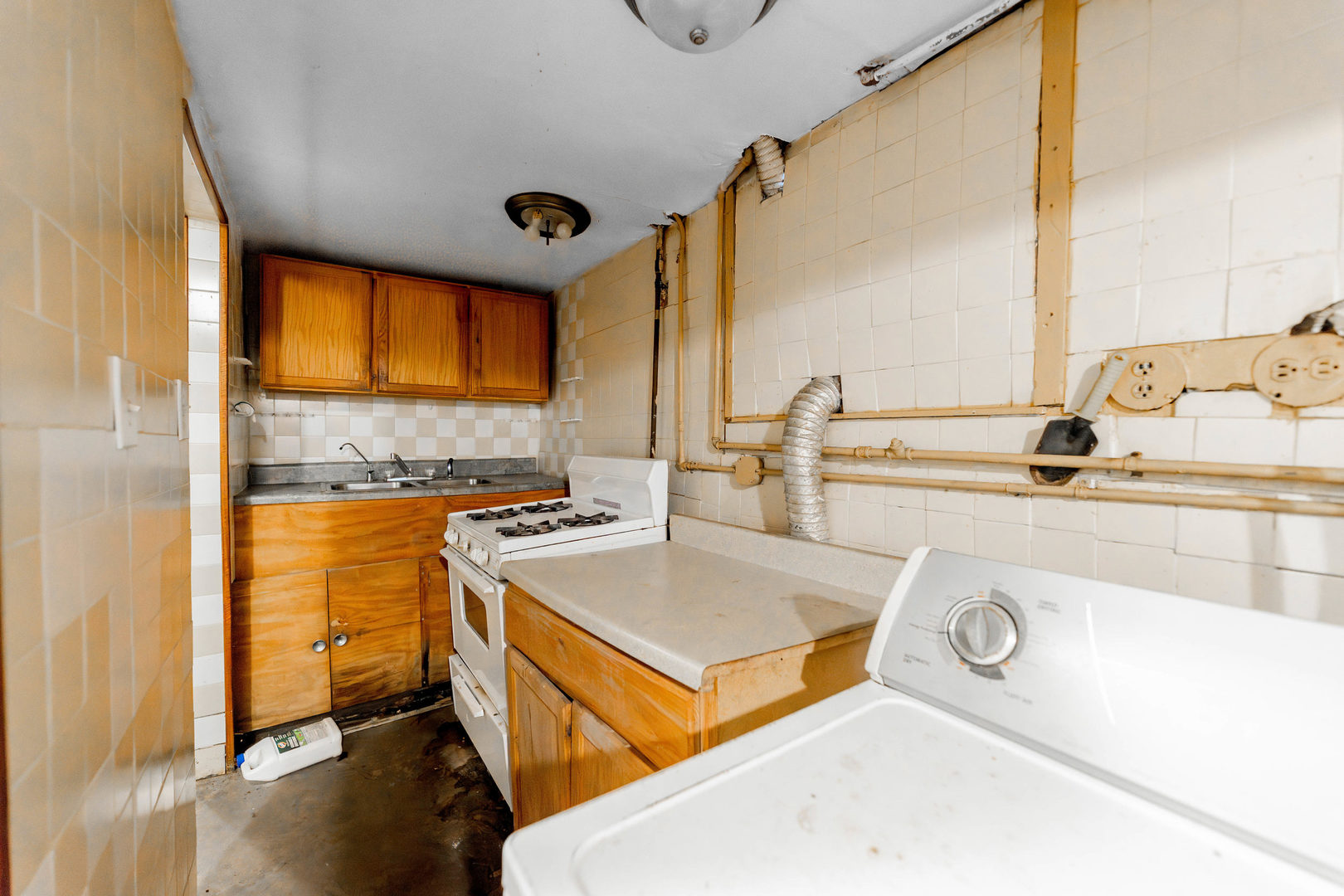 7255 South Artesian Avenue Chicago IL 60629