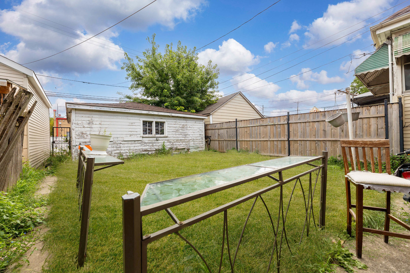 7255 South Artesian Avenue Chicago IL 60629