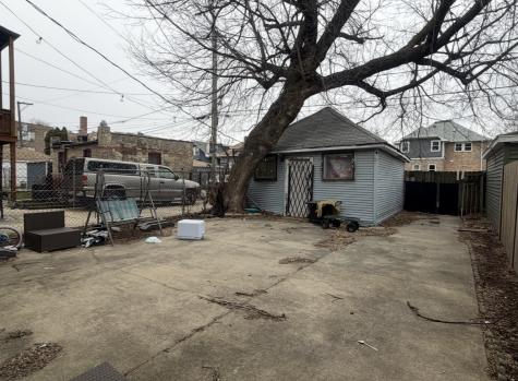 5444 West Walton Avenue Chicago IL 60651