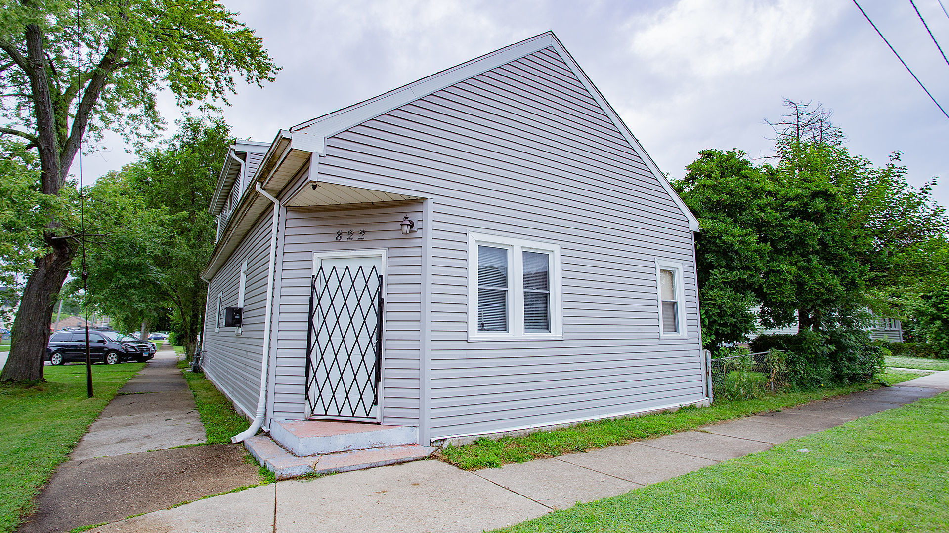 822 11TH Street North Chicago IL 60064