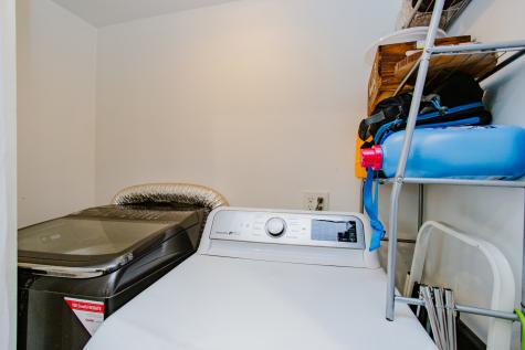 822 11TH Street North Chicago IL 60064