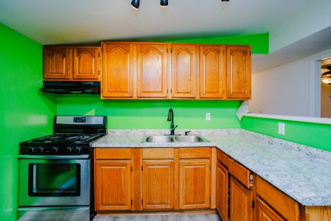 822 11TH Street North Chicago IL 60064