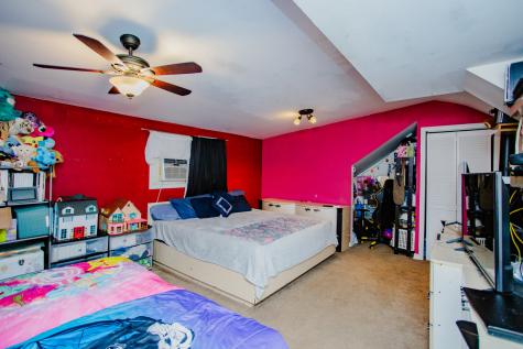 822 11TH Street North Chicago IL 60064