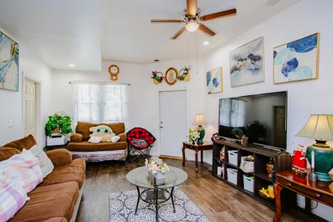 822 11TH Street North Chicago IL 60064