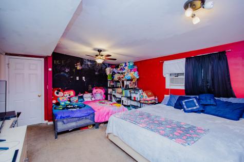 822 11TH Street North Chicago IL 60064